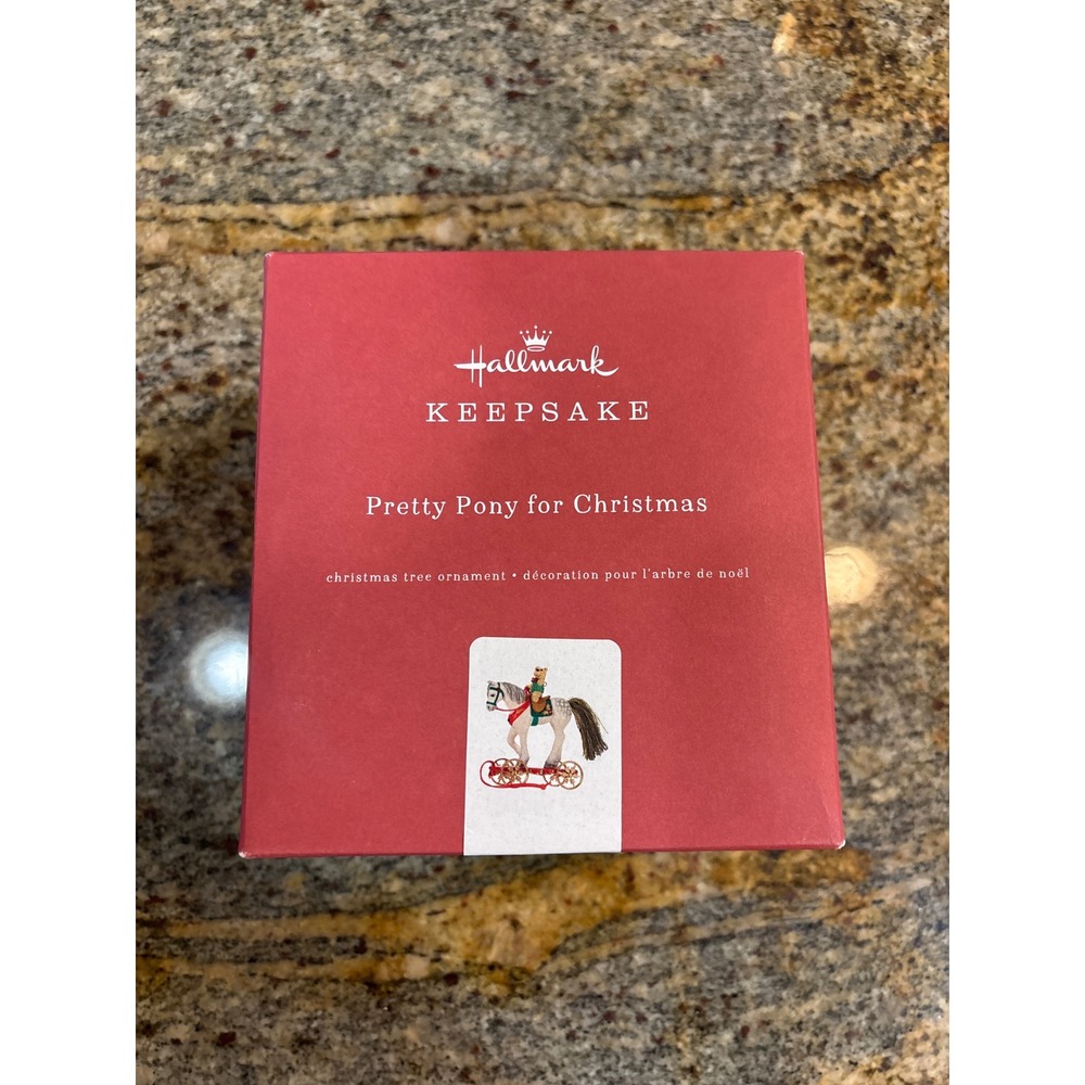 Hallmark Keepsake Pretty Pony for Christmas‎ Porcelain Ornament 2019 Horse